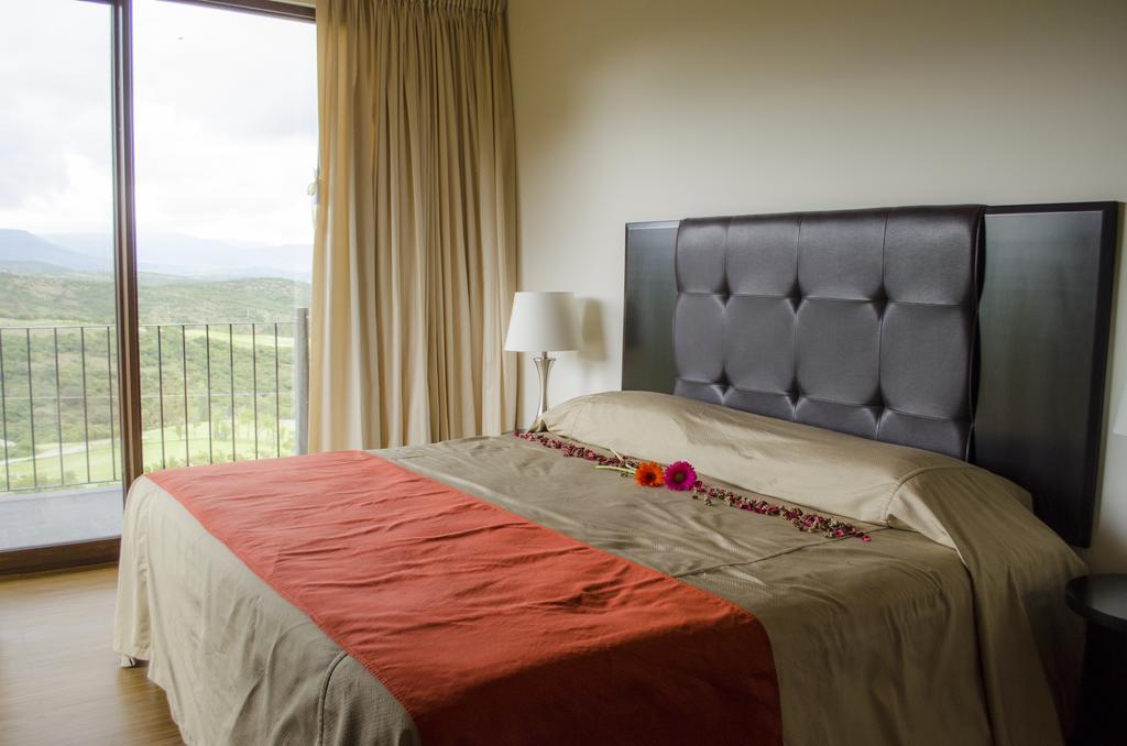 Villaseca Hotel Spa Golf León Szoba fotó
